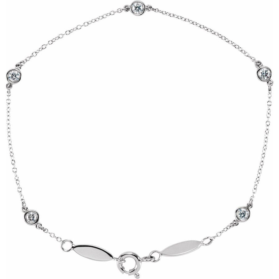 Natural Diamond Bezel-Set Station